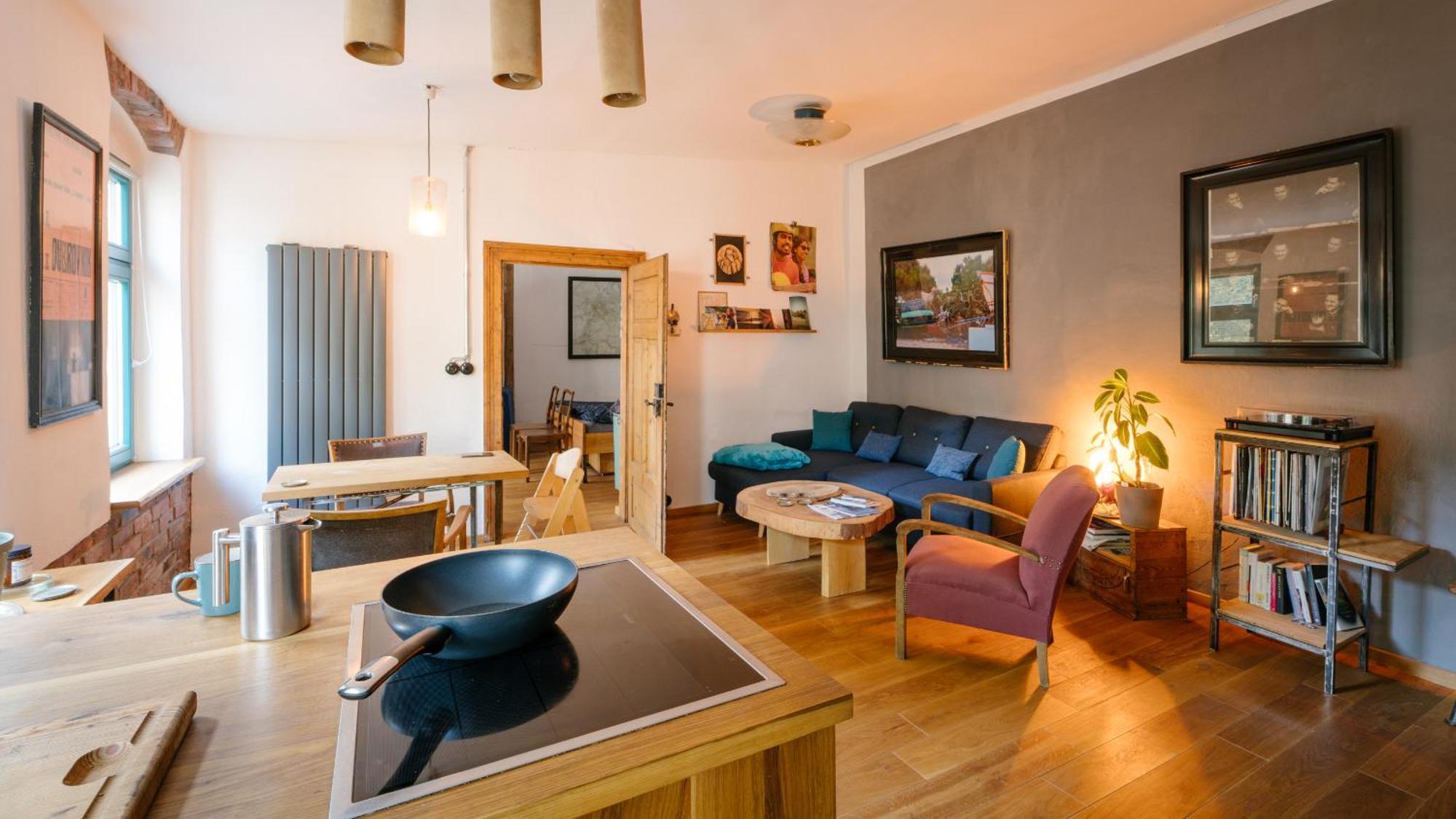 The Upholstery Tinyhouse Deluxe Eco Chalet Kreativ Citynah Chemnitz Zewnętrze zdjęcie