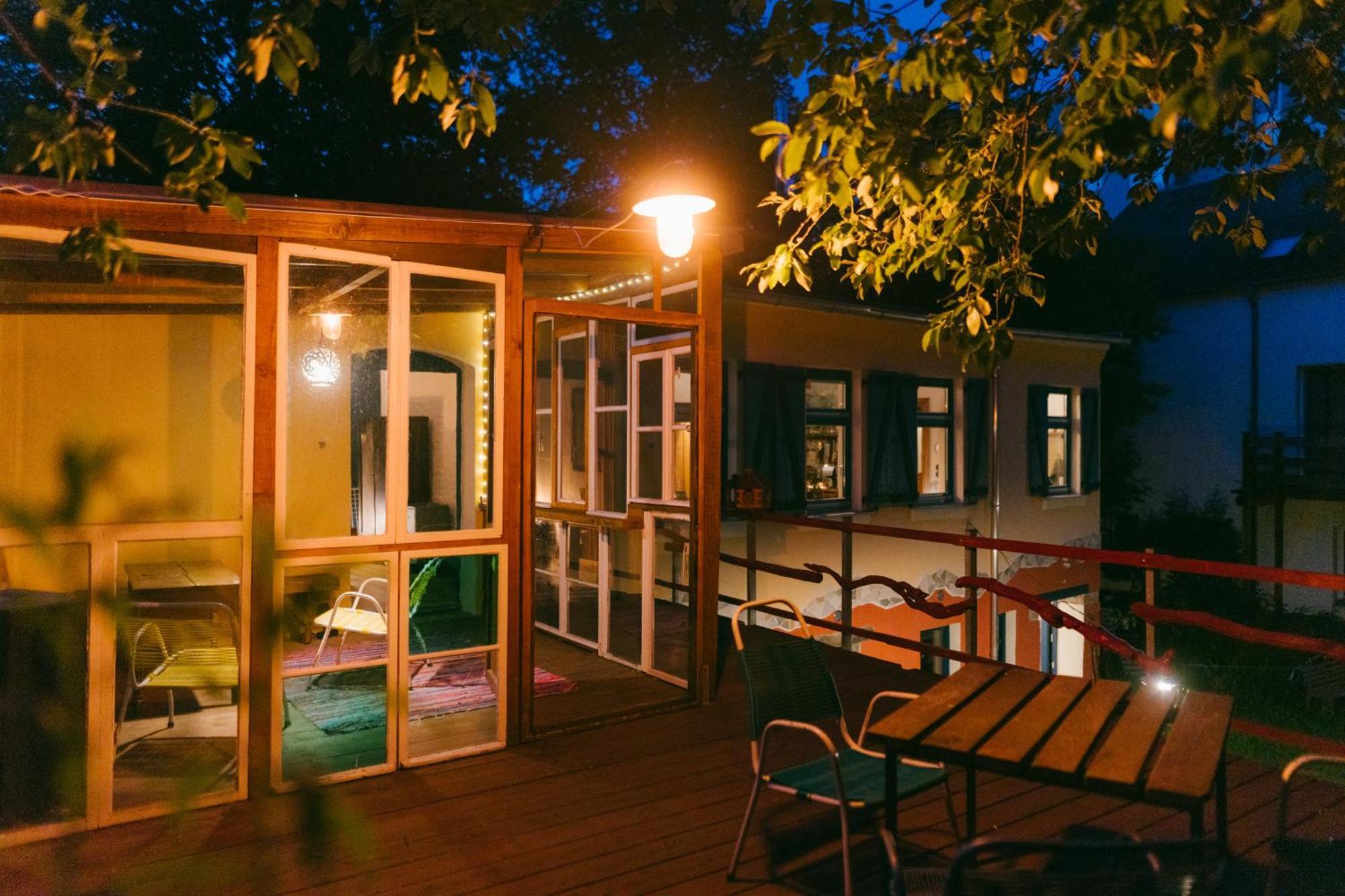 The Upholstery Tinyhouse Deluxe Eco Chalet Kreativ Citynah Chemnitz Zewnętrze zdjęcie